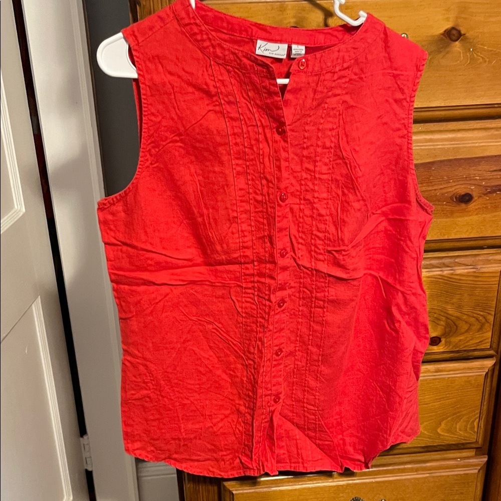 Kim Rogers Red Sleeveless Button-Down Top